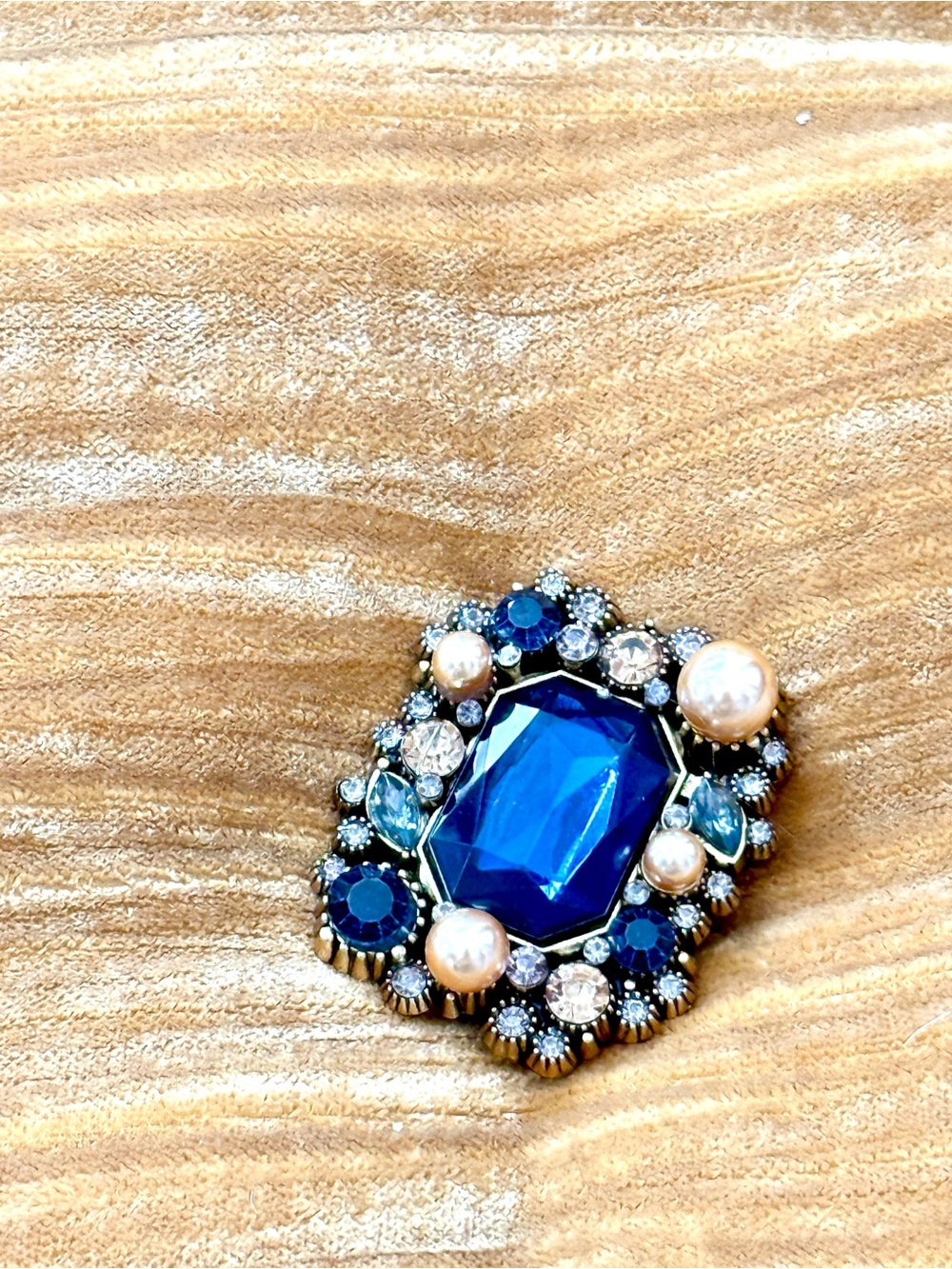 Sapphire Blue Rhinestone & Pearl Glam Brooch NWT